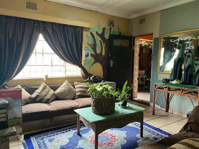 House For Sale in Vaal Power - Photo 2