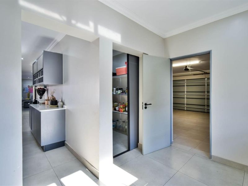 House For Sale in Pretoria - Photo 6