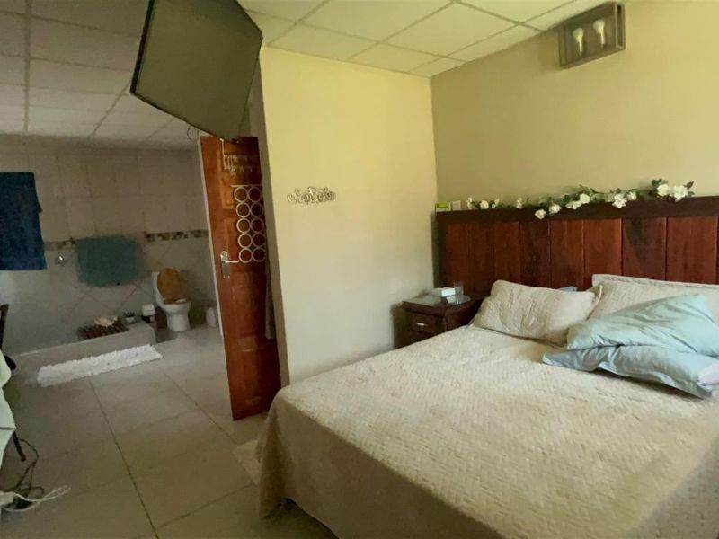 Charming 4-Bedrooms House For Sale in Sasolburg Ext 12, Sasolburg - Photo 8