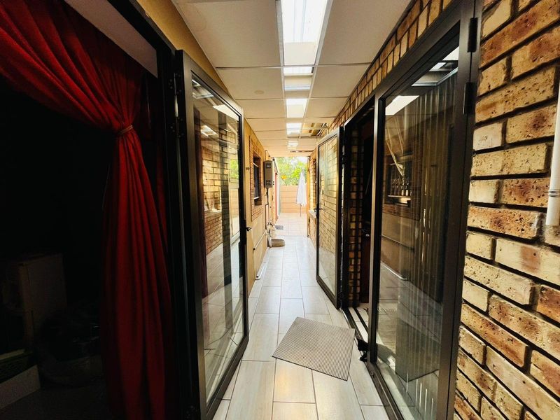 Charming 4-Bedrooms House For Sale in Sasolburg Ext 12, Sasolburg - Photo 7