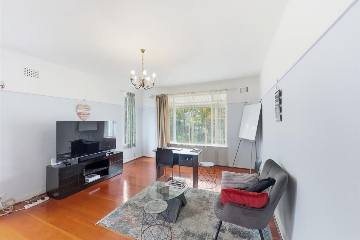 1 Bedroom Apartment For Sale in Musgrave, Durban - Photo 2