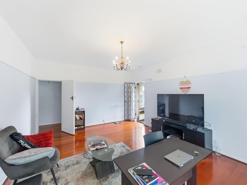 1 Bedroom Apartment For Sale in Musgrave, Durban - Photo 2