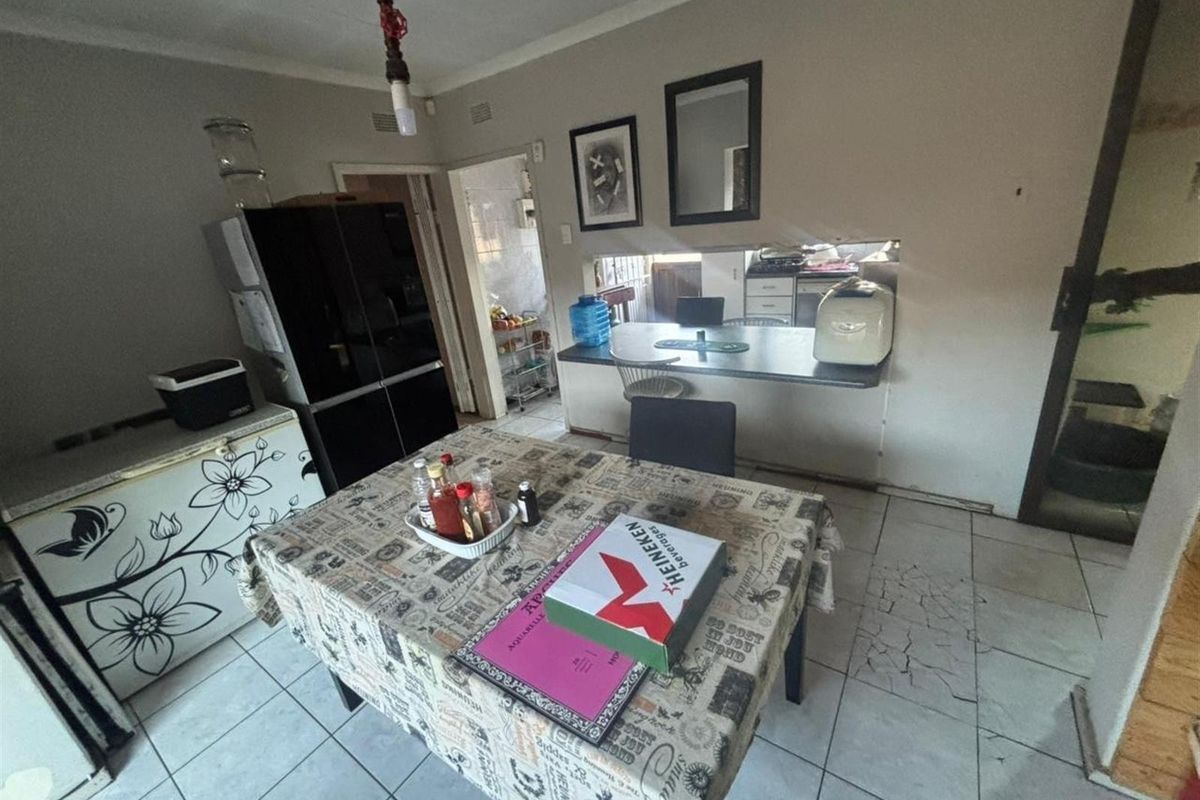 House For Sale in CE 2, Vanderbijlpark CE - Photo 5