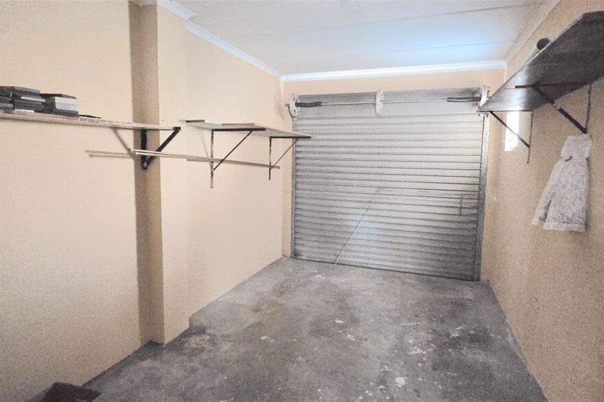 Townhouse For Sale in Greenwood Park, Durban, KwaZulu Natal - Photo 5