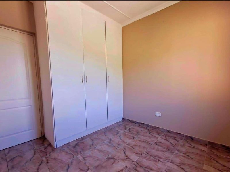 Townhouse For Sale in Greenwood Park, Durban, KwaZulu Natal - Photo 10