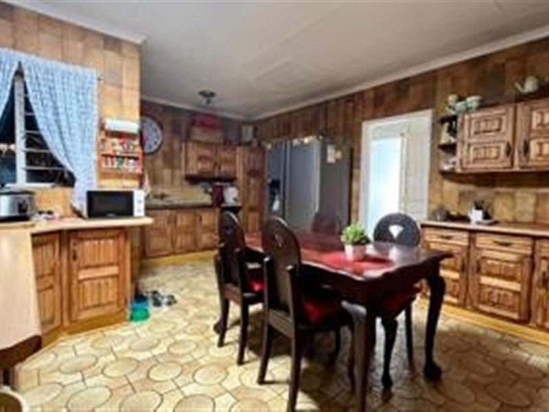 Stunning 3-Bedroom House For Sale in Sasolburg Central, Sasolburg - Photo 5