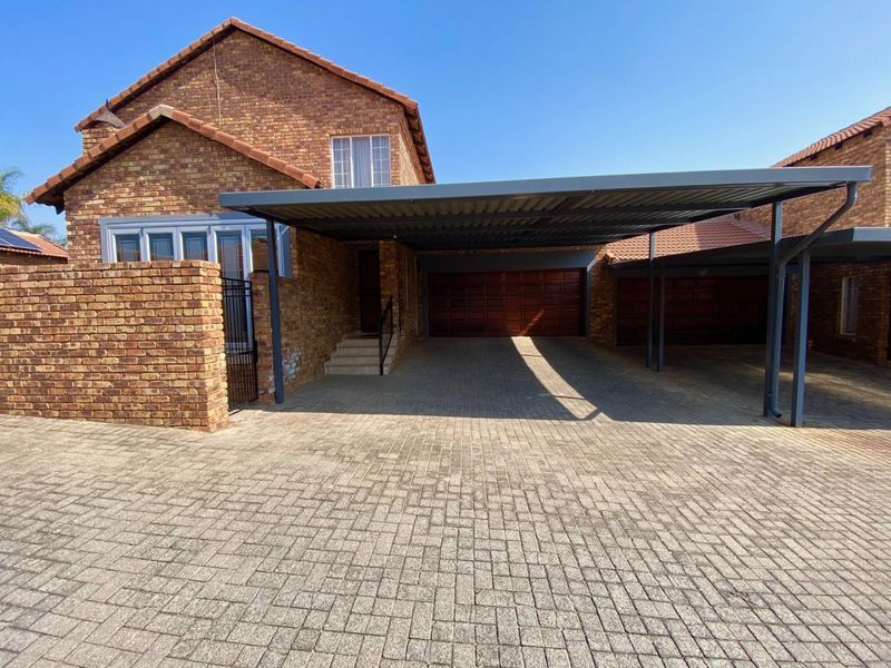 Townhouse For Sale in Amberfield Manor, Amberfield, Centurion (Anna-Marie) - Photo 4