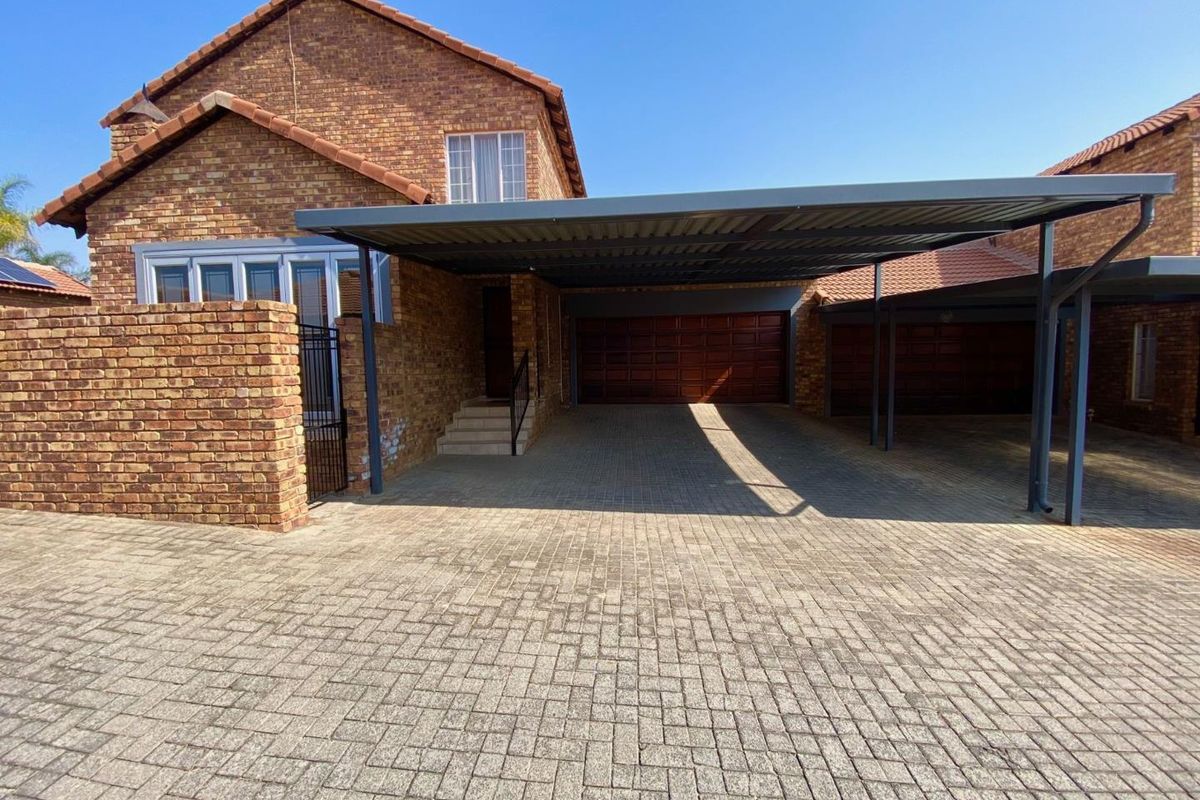 Townhouse For Sale in Amberfield Manor, Amberfield, Centurion (Anna-Marie) - Photo 4