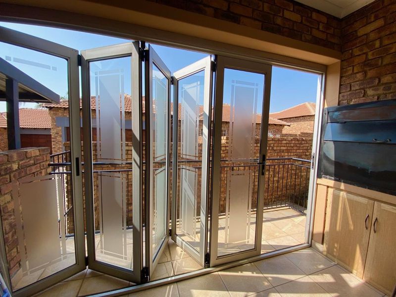 Townhouse For Sale in Amberfield Manor, Amberfield, Centurion (Anna-Marie) - Photo 3