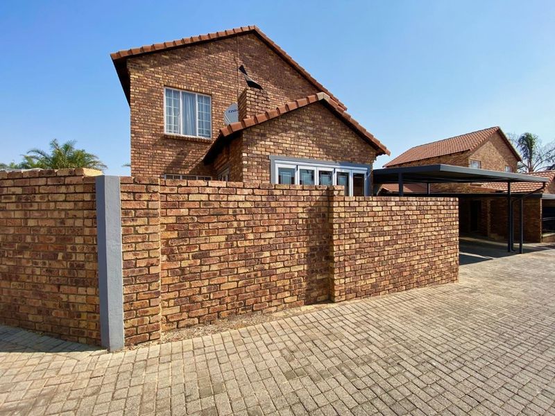 Townhouse For Sale in Amberfield Manor, Amberfield, Centurion (Anna-Marie) - Photo 6