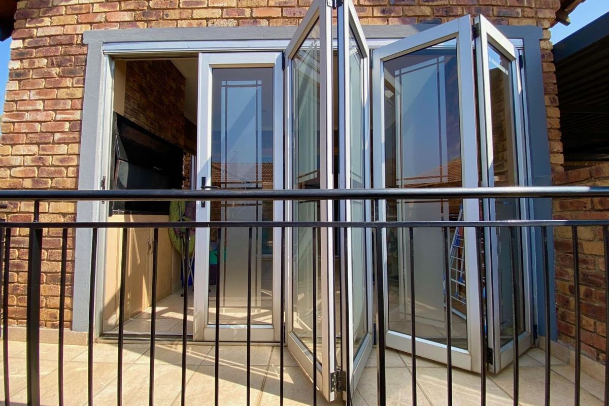 Townhouse For Sale in Amberfield Manor, Amberfield, Centurion (Anna-Marie) - Photo 2