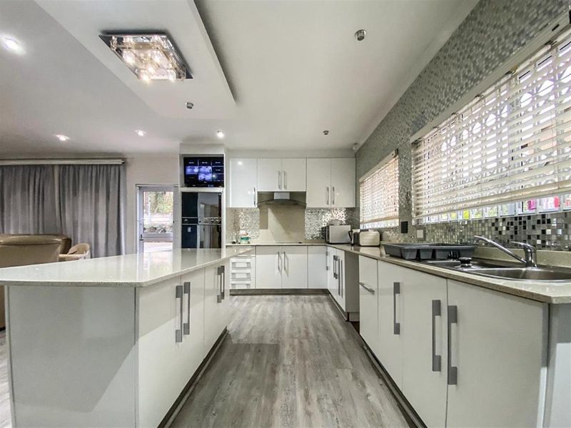 House For Sale in Scottsville, KwaZulu Natal - Photo 7