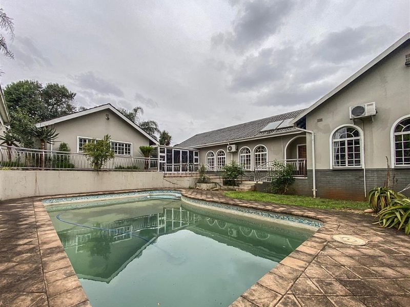 House For Sale in Scottsville, KwaZulu Natal - Photo 3