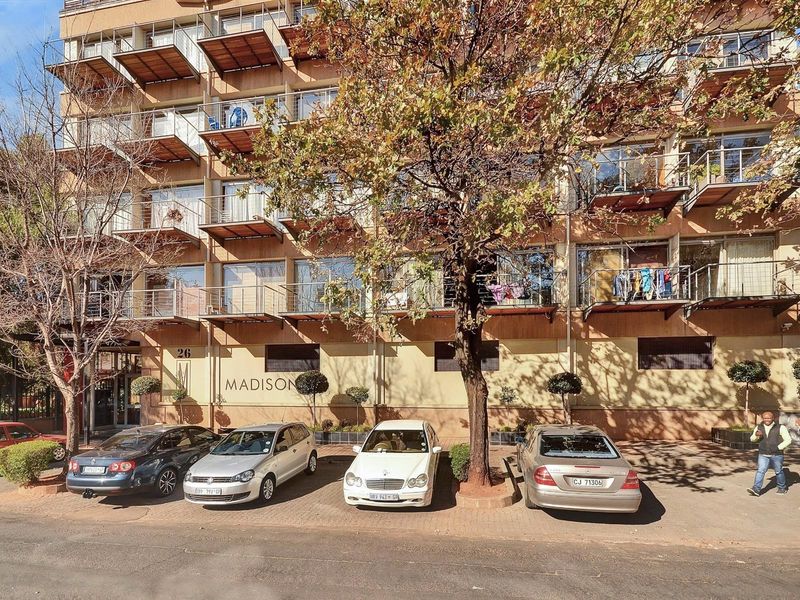 Apartment For Sale in Braamfontein, Johannesburg - Photo 5