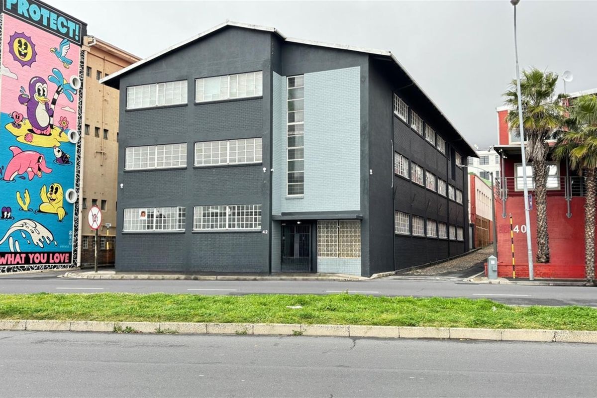 Commercial Property To Rent in Foreshore, Cape Town - Photo 2