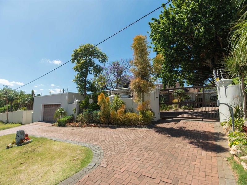 Spacious Family Home with Flat in Prime Walmer - Photo 2