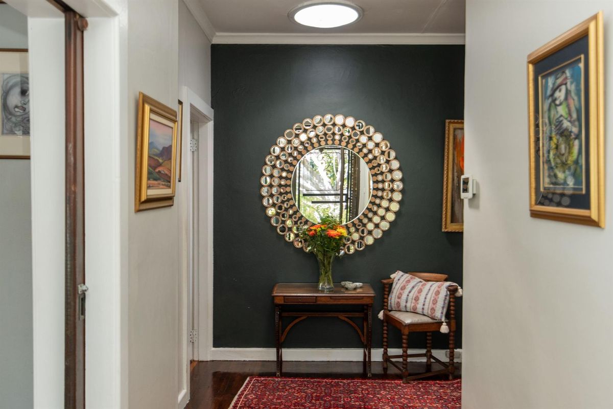 Spacious Family Home with Flat in Prime Walmer - Photo 5