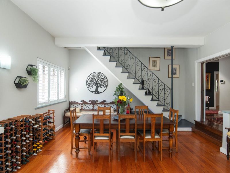 Spacious Family Home with Flat in Prime Walmer - Photo 8