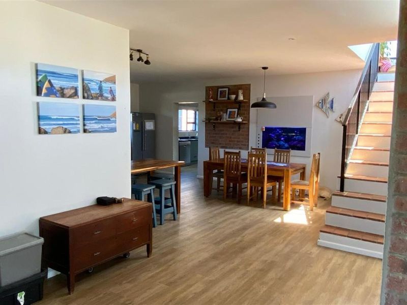 Modern, Coastal Family Home with Ocean Views in the Glen Navar Estate - Photo 6