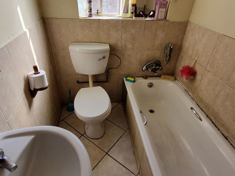 Apartment For Sale in Brits Central, Brits, North West - Photo 6
