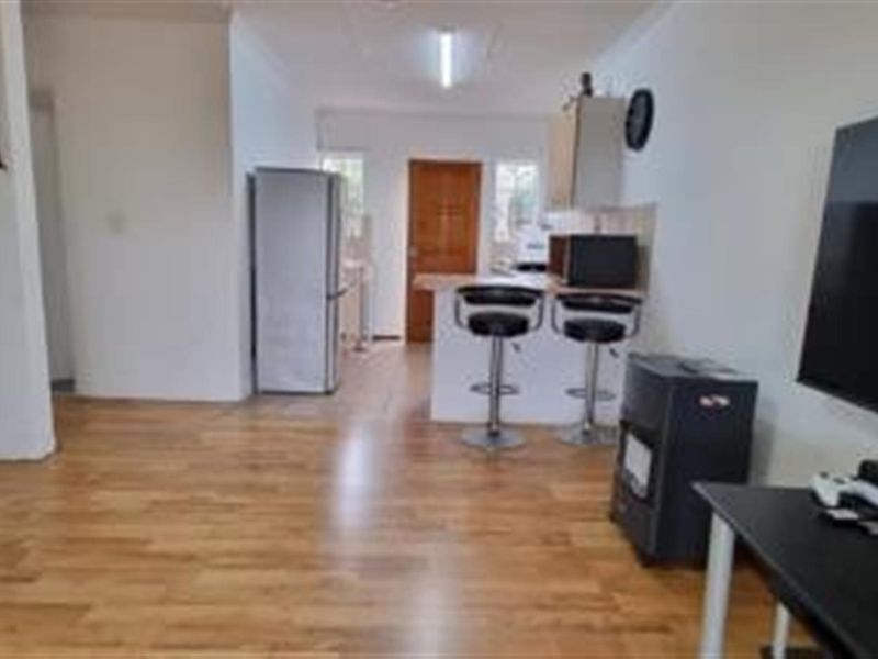 2 Bed Townhouse for Sale in Honeydew Ridge Ext 15/Price Reduced - Photo 7