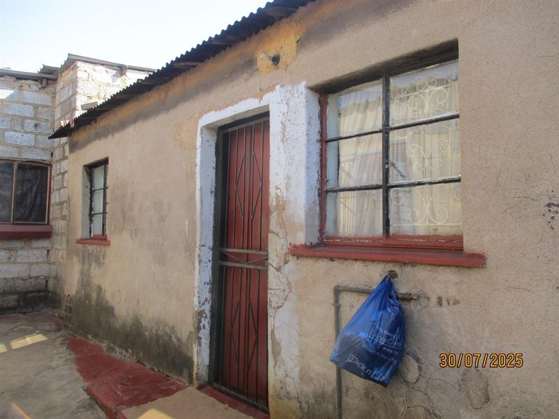 Investment property for sale in Tembisa/Price Reduced - Photo 7