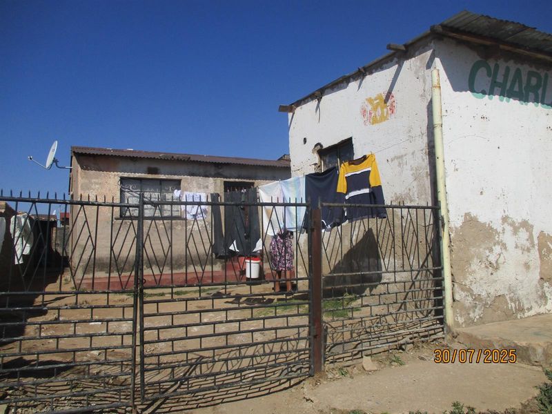 Investment property for sale in Tembisa/Price Reduced - Photo 5