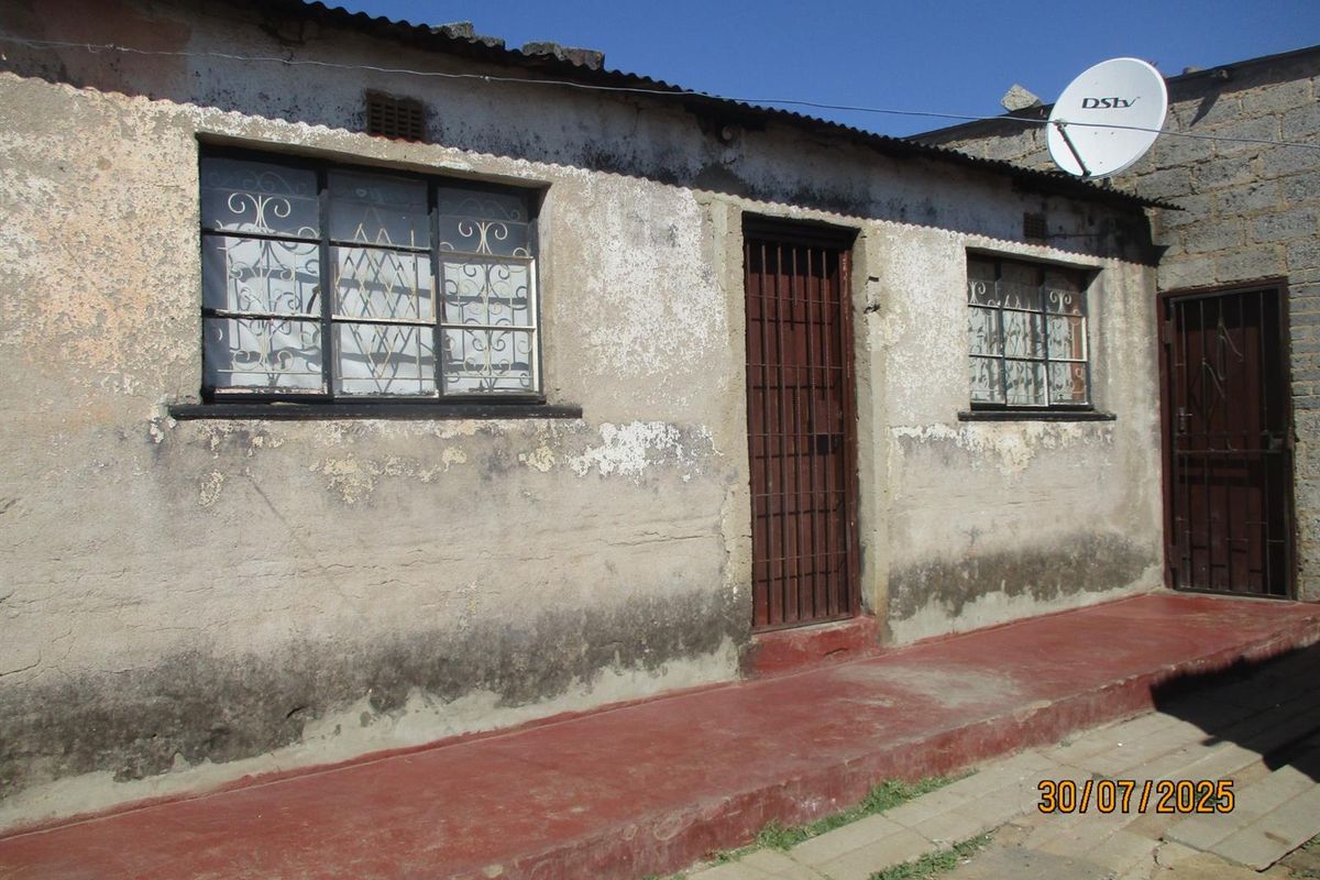Investment property for sale in Tembisa/Price Reduced - Photo 3