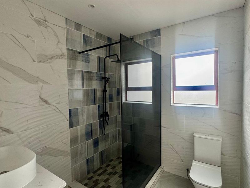 Brand-New Modern Masterpiece in Aerorand - Photo 8