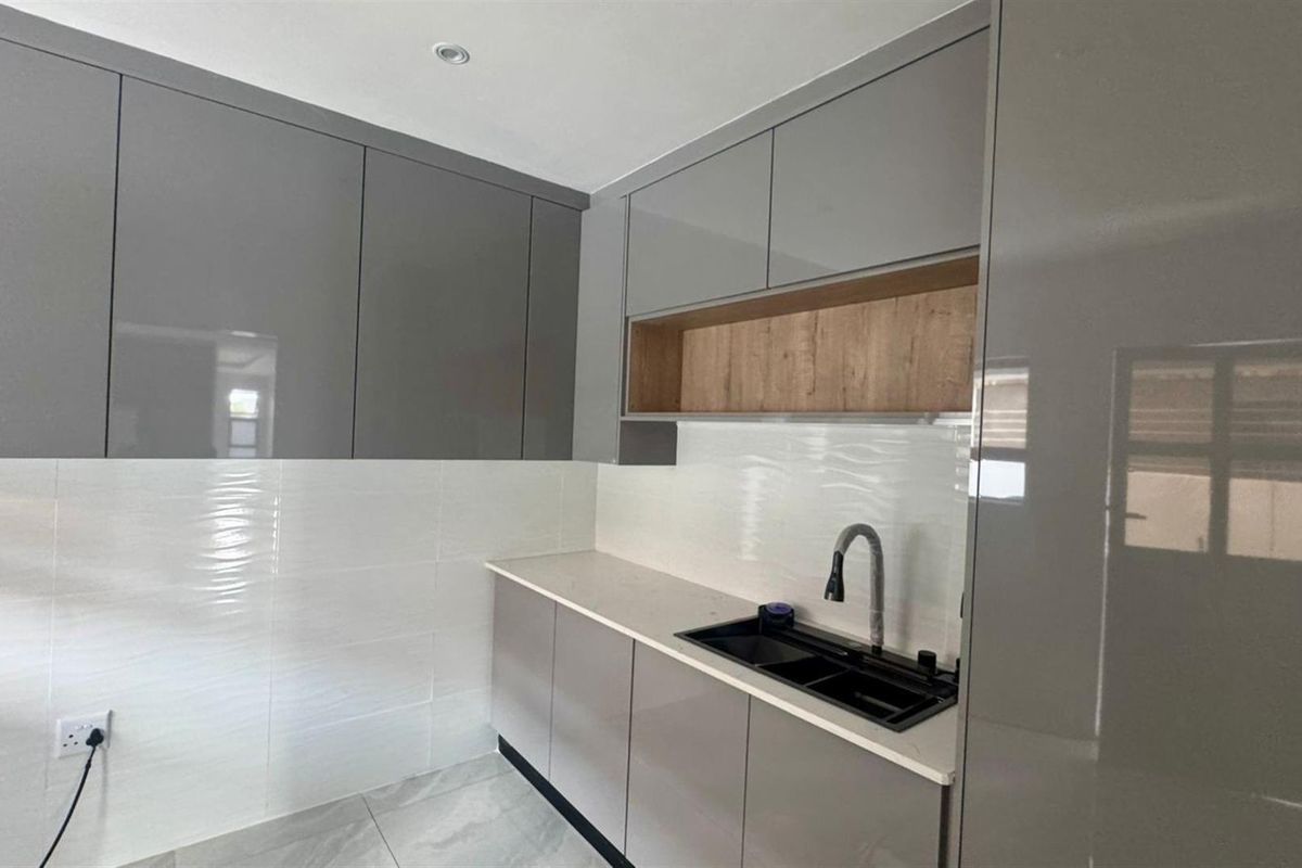 Brand-New Modern Masterpiece in Aerorand - Photo 3