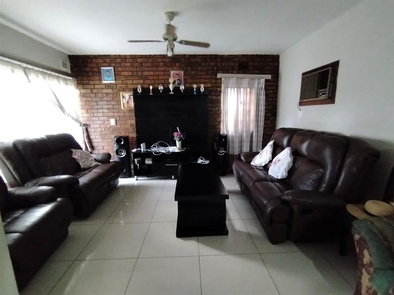 Guest House For Sale in Fairview, Empangeni, KwaZulu Natal - Photo 4