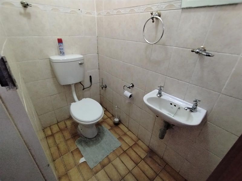 Guest House For Sale in Fairview, Empangeni, KwaZulu Natal - Photo 10