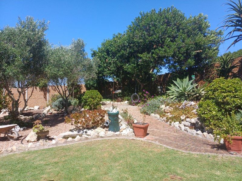 House For Sale in Stilbaai Wes, Stilbaai - Photo 7