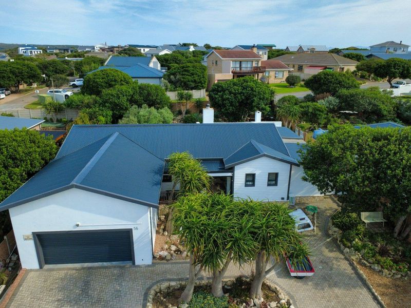 House For Sale in Stilbaai Wes, Stilbaai - Photo 2