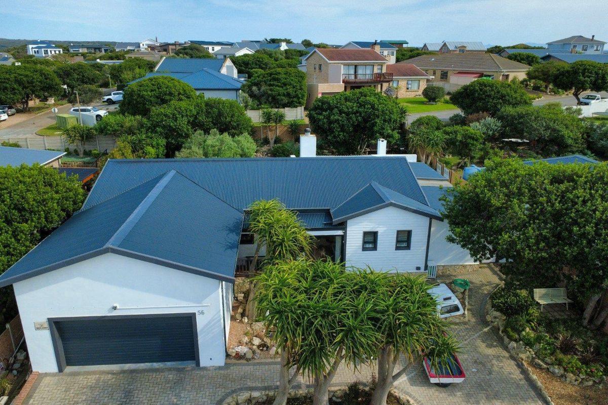 House For Sale in Stilbaai Wes, Stilbaai - Photo 2