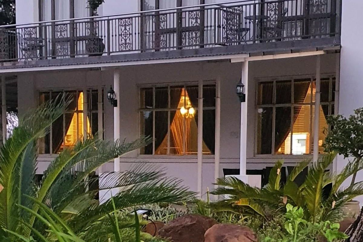 FOR SALE : BOUTIQUE HOTEL IN THE HEART OF SOUTH AFRICA’S NORTHERN CAPE - Photo 2