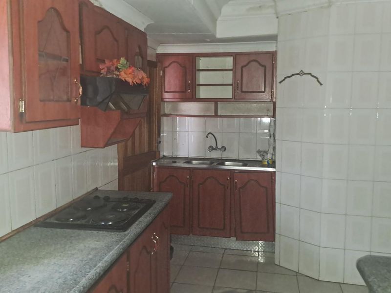 House For Sale in Homevale, Kimberley - Photo 4