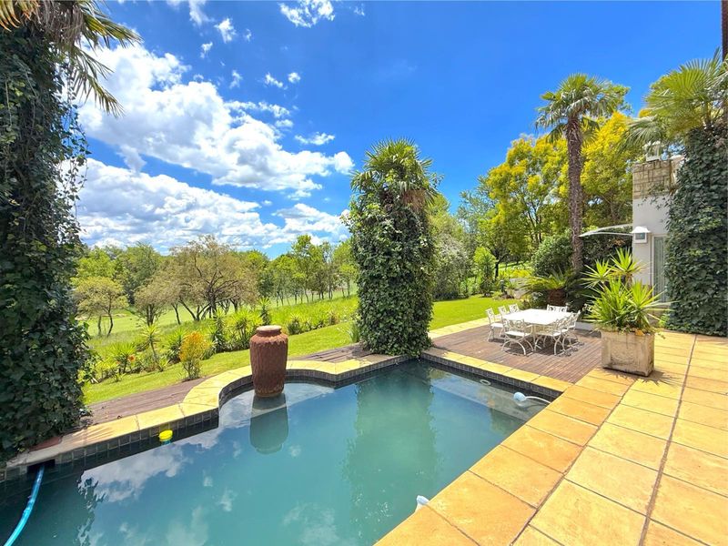 Bali-inspired Entertainers home with Fairway Views - Photo 10