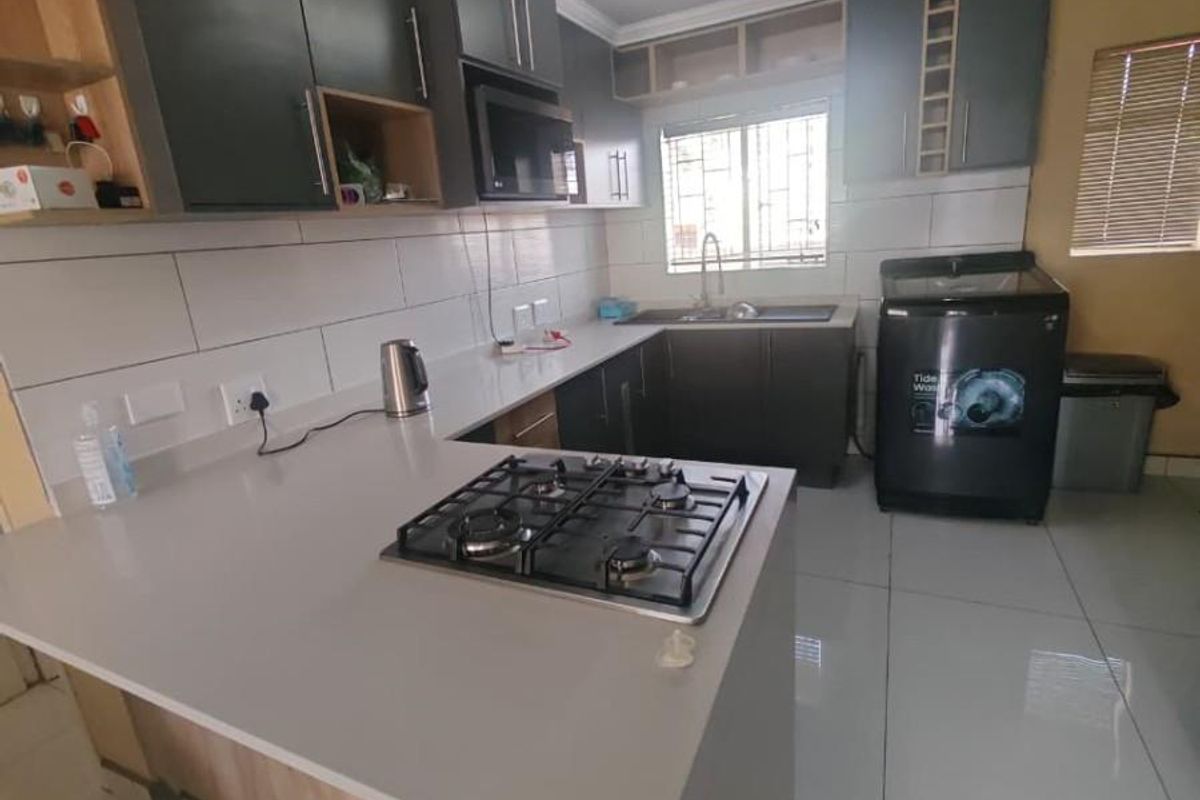 Complex For Sale in Groblerpark, Roodepoort - Photo 2