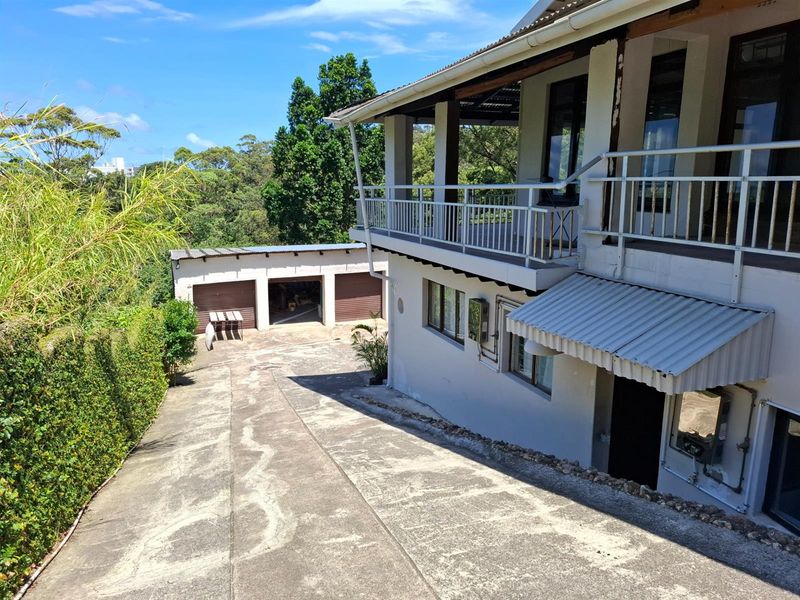 Income Generator! Spacious Home With Flatlets for Sale in Margate, KZN - Photo 1