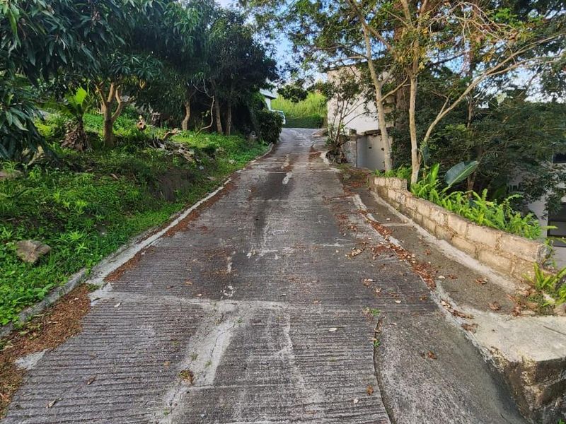 Income Generator! Spacious Home With Flatlets for Sale in Margate, KZN - Photo 3