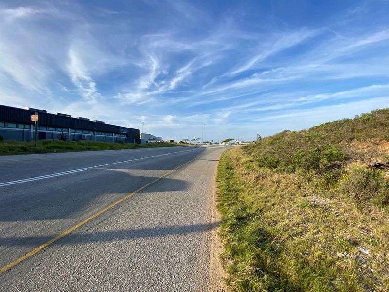 Industrial Property For Sale in Fountains Estate Business Park, Jeffreys Bay - Photo 6