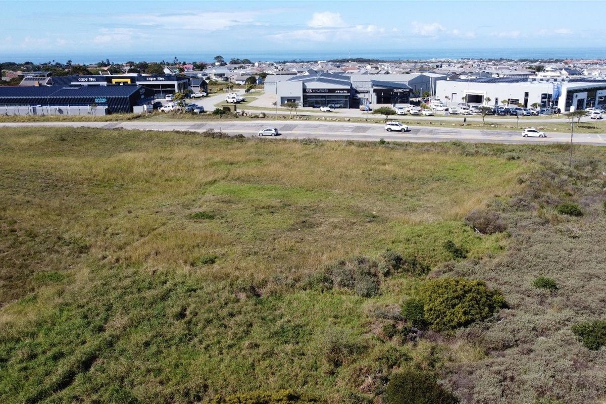 Industrial Property For Sale in Fountains Estate Business Park, Jeffreys Bay - Photo 3