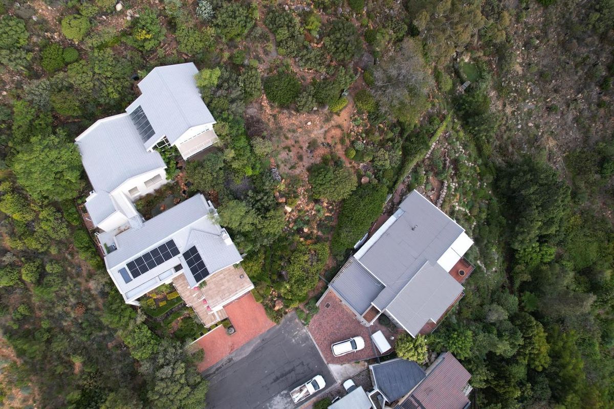 House in Mountainside, Gordons Bay - Photo 5