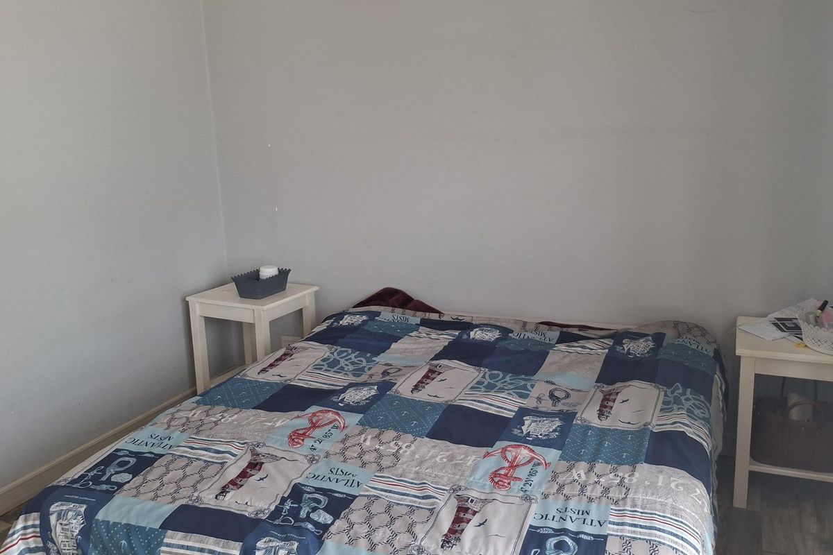 3 bedroom 2 bathroom townhouse for sale in Beacon Bay - Photo 5