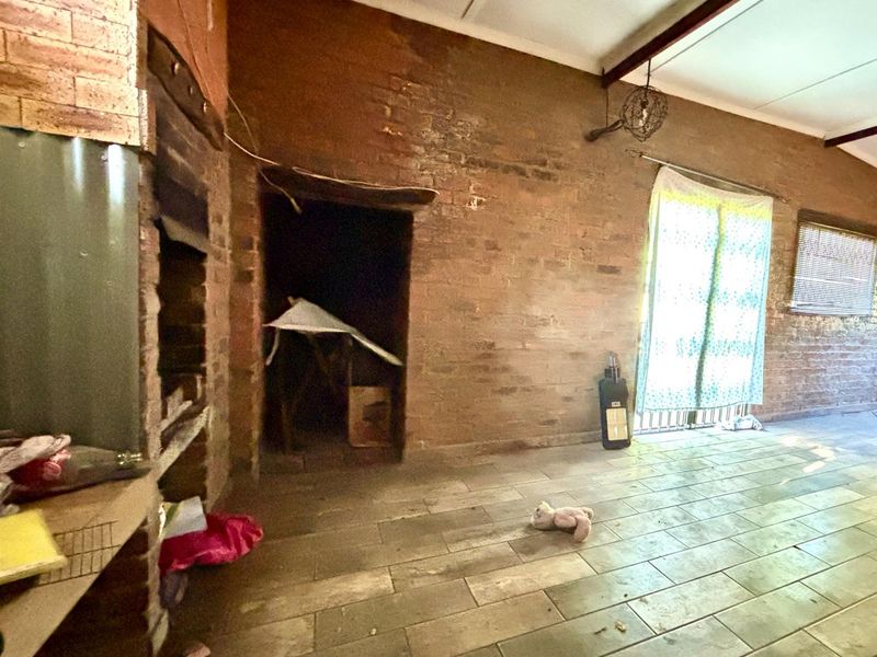 Beautiful family home for sale - Sasolburg - Photo 2