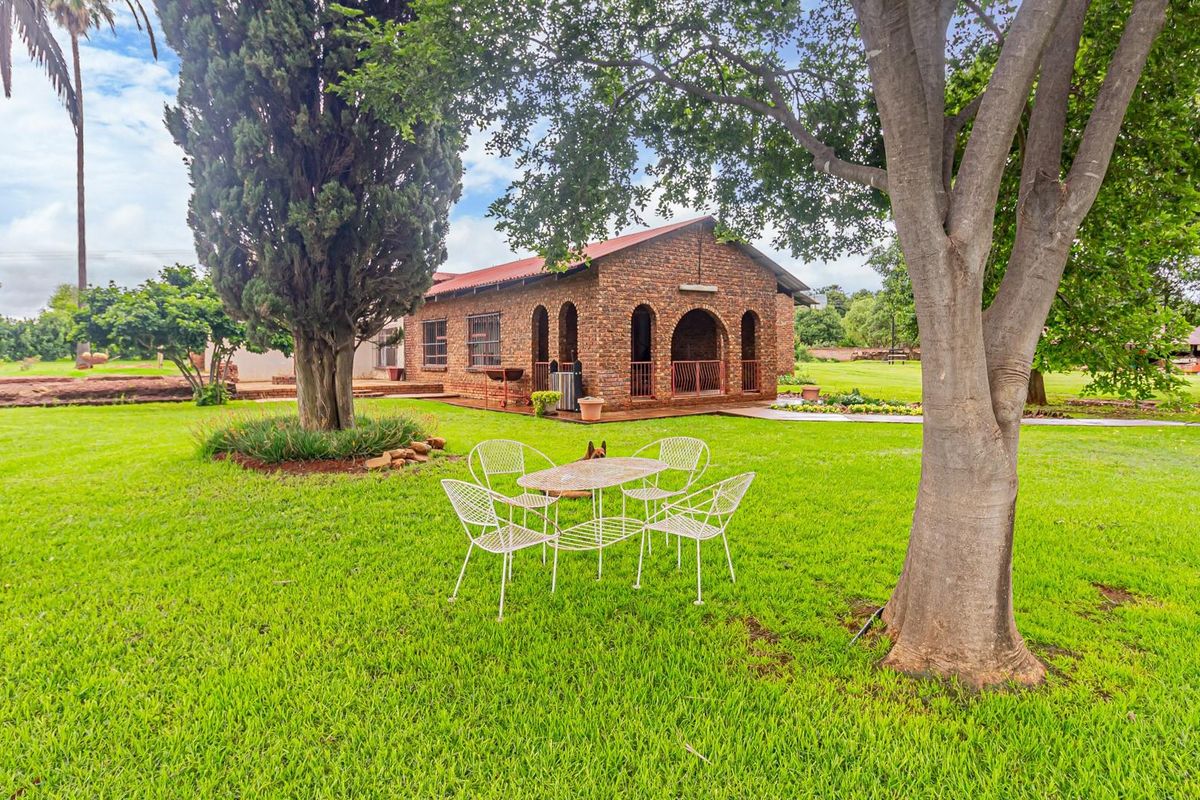 Farm For Sale in Skeerpoort, Brits, North West - Photo 3