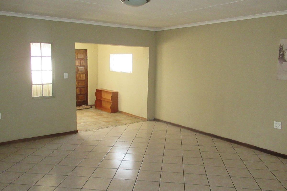 House For Sale in Dalpark, Brakpan - Photo 4