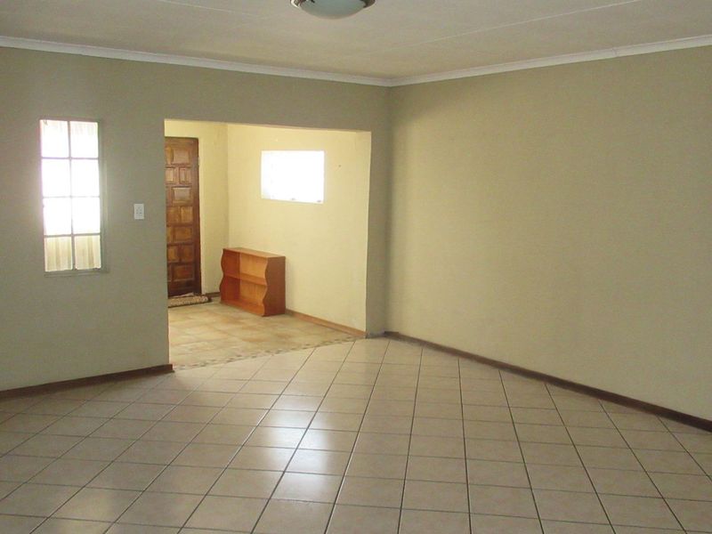 House For Sale in Dalpark, Brakpan - Photo 4
