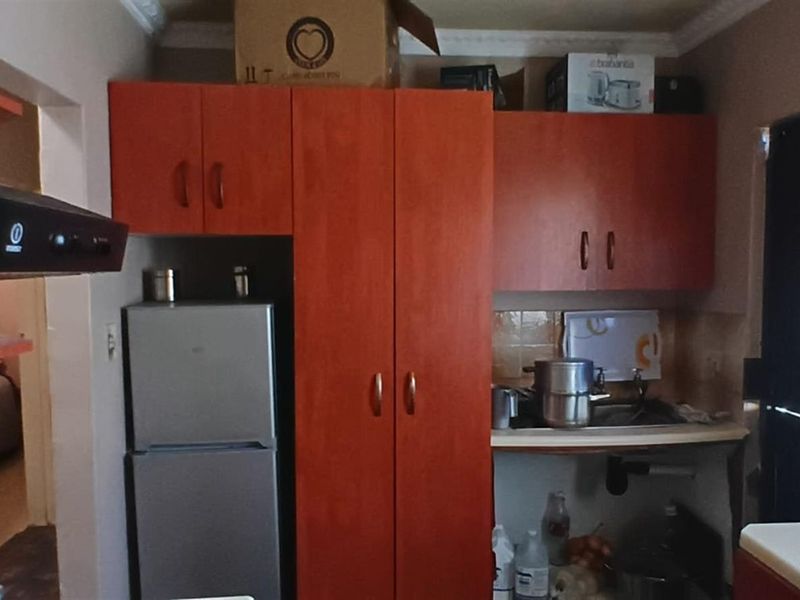House For Sale in Esikhawini, KwaZulu Natal - Photo 6